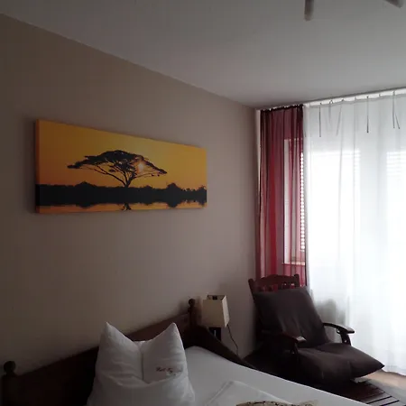 Toy Hotel 3*